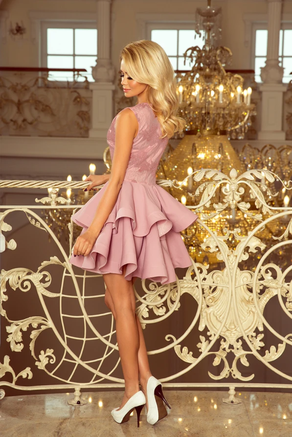 200-10 CHARLOTTE - Exklusives Kleid mit Spitzen-Ausschnitt - lila