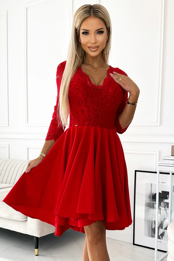 210-16 NICOLLE - Kleid mit Spitzenausschnitt und längerem Rücken - rot
