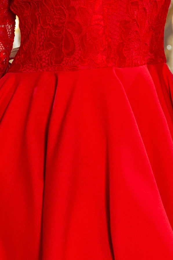 210-6 NICOLLE - Kleid mit längerem Rücken mit Spitzenausschnitt - Rot