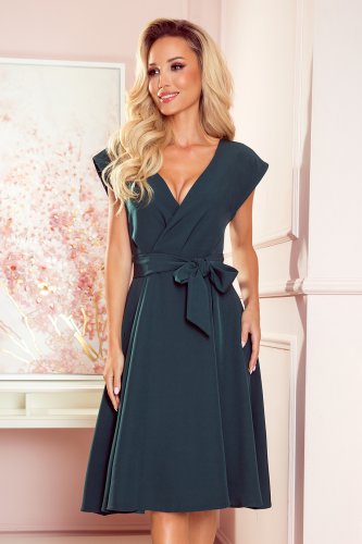 348-2 SCARLETT - ausgestelltes Kleid mit Umschlagausschnitt - Grün