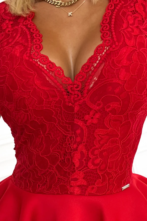 368-3 ZLATA Kleid mit Spitzenausschnitt und Schaum - Rot