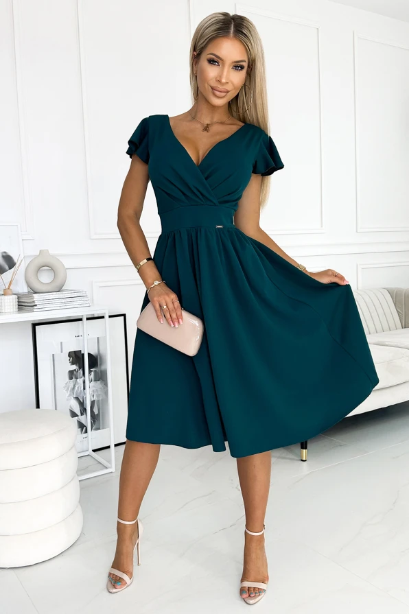 425-1 MATILDE Kleid mit Ausschnitt und kurzen Ärmeln - grün