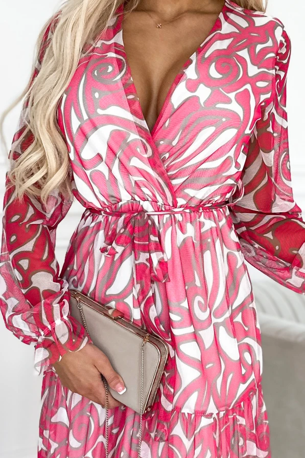 476-1 ENRICA Kleid mit Ausschnitt und langen Ärmeln – rosa Wellen – Netzstoff