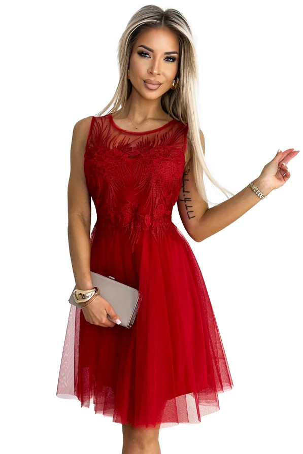 522-3 CATERINA Feminines Kleid mit Guipure und zartem Tüll - Rot